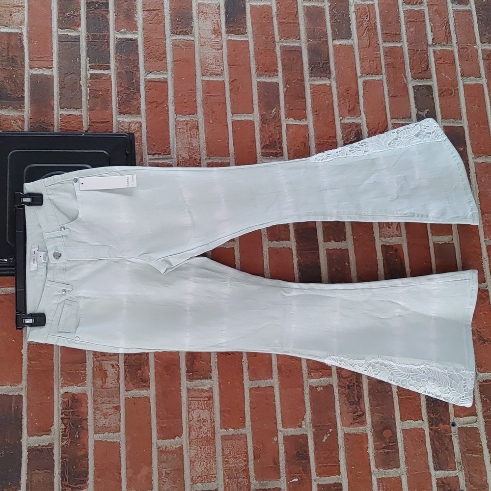 Gemma + Jane Lace Inset Flare Leg Soft Mint Tie Dye Jeans Size 4 (1874)